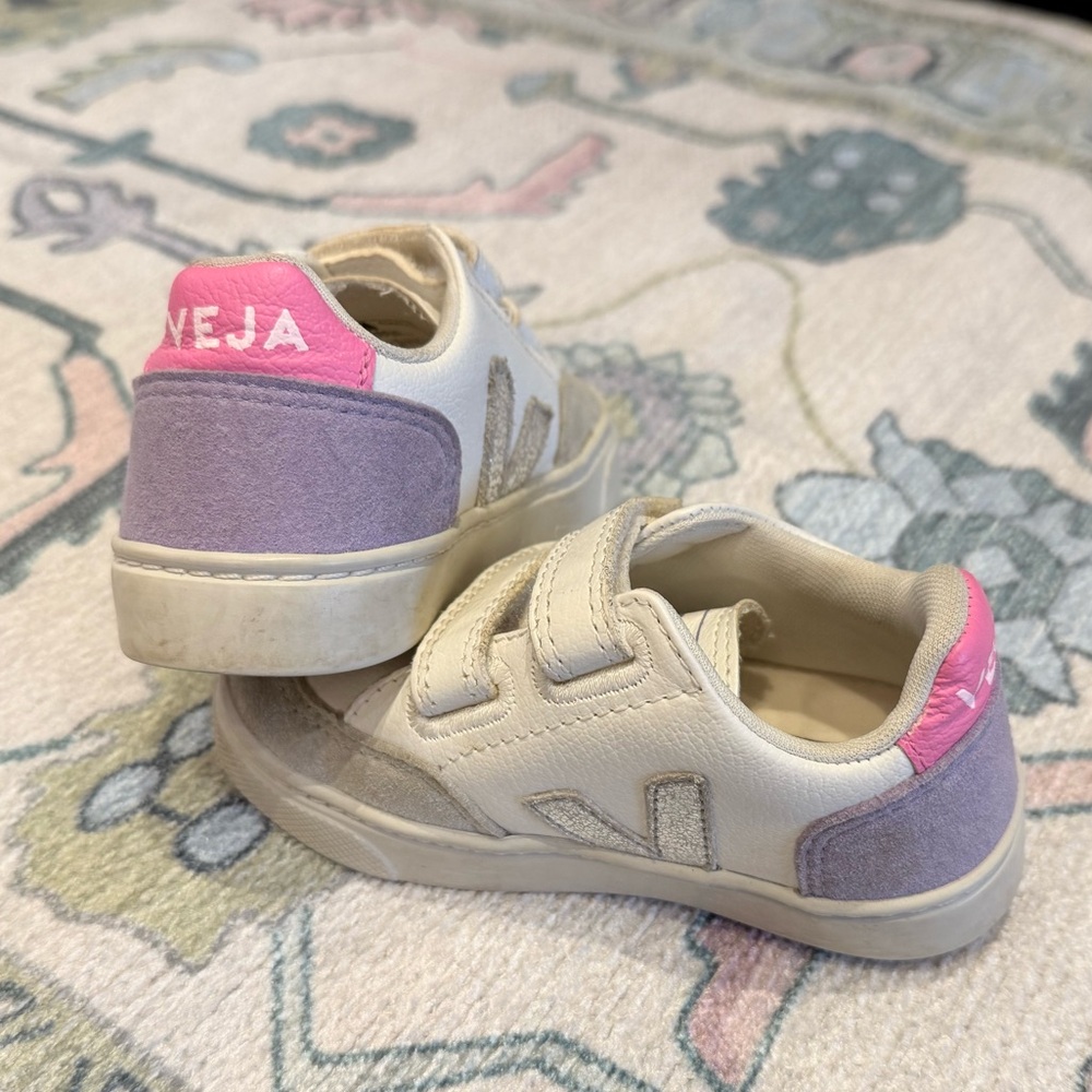 Veja Kids Sneakers - Size 24 Toddler Girl